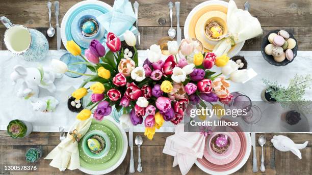 easter dining from above - easter flowers stock pictures, royalty-free photos & images