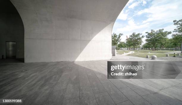 modern abstract architectural spaces and gardens - parking space stock-fotos und bilder