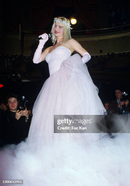 Actress/politician La Cicciolina aka Ilona Staller performs during a Cicciolina Show and Book Launch at Le Palace on January 29, 1988 in Paris,...