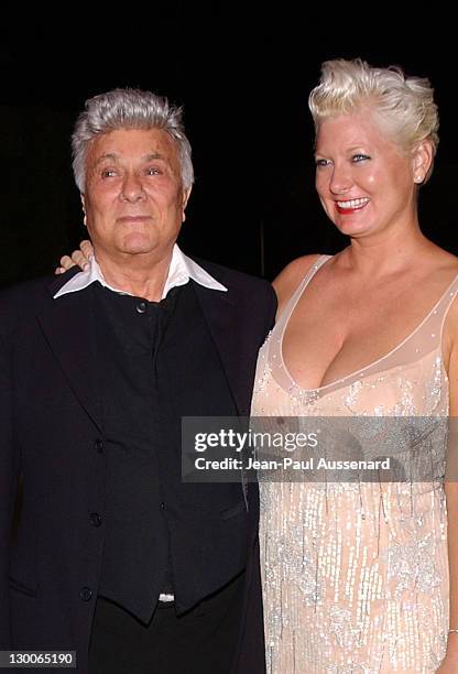 Tony Curtis and Jill Vandenberg during 2004 Vanity Fair Oscar Party - Arrivals at Mortons in Beverly Hills, California, United States.