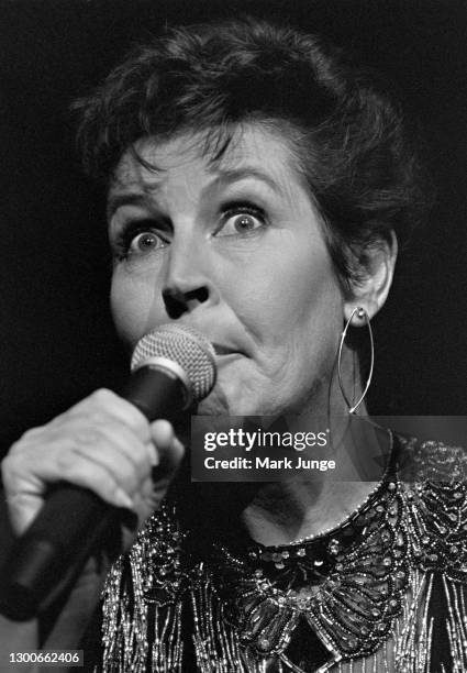 Australian-American singer Helen Reddy performs at the Cheyenne Civic Center on November 7, 1990 in Cheyenne, Wyoming. Dubbed by the Chicago Tribune...