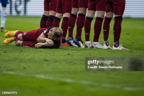 Johannes Geis of Nuernberg is seen during a free-kick during the Second Bundesliga match between SV Darmstadt 98 and 1. FC Nürnberg at...