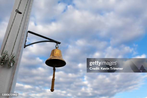 Rope Handles Photos and Premium High Res Pictures - Getty Images