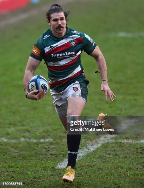 Kobus Van Wyk of Leicester Tigers in action during the Gallagher Premiership Rugby match between Leicester Tigers and Worcester Warriors at Welford...