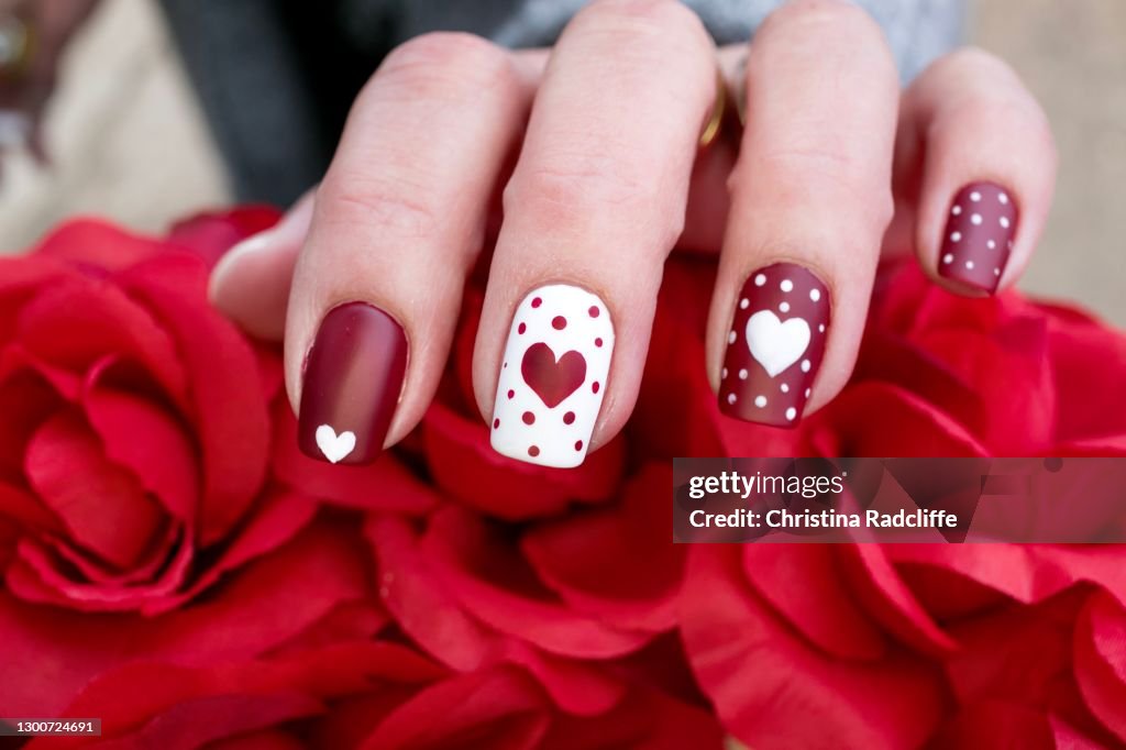 Diseño de arte de uñas del Día de San Valentín