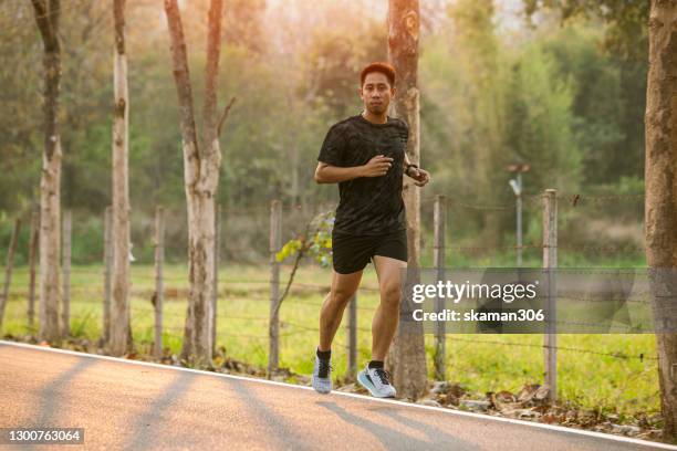 Sprintf Man 1,545 Sprint Male Open Stock Photos, High-Res Pictures, and Images ...