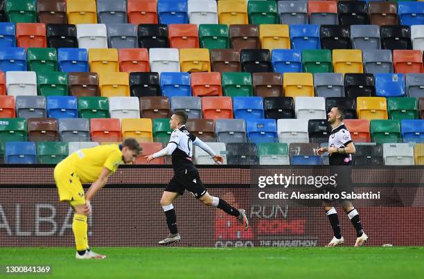 Gerard Deulofeu of Udinese celebrates after scoring their side's second goal during the Serie A match between Udinese Calcio and Hellas Verona FC at...