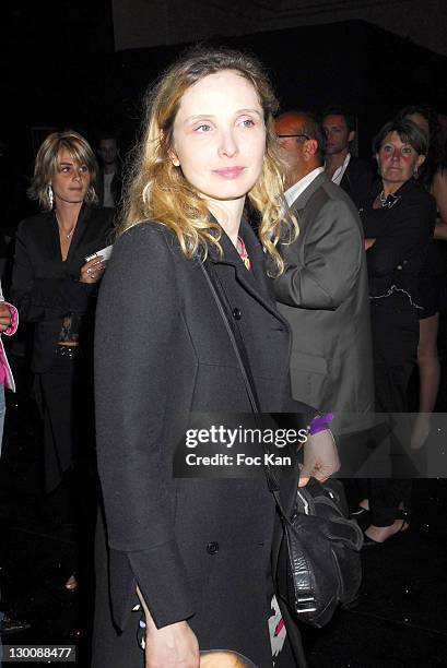 Julie Delpy during 2006 Cannes Film Festival - Dans La Peau de Jacques Chirac Premiere After Party at VIP Room in Cannes, France.