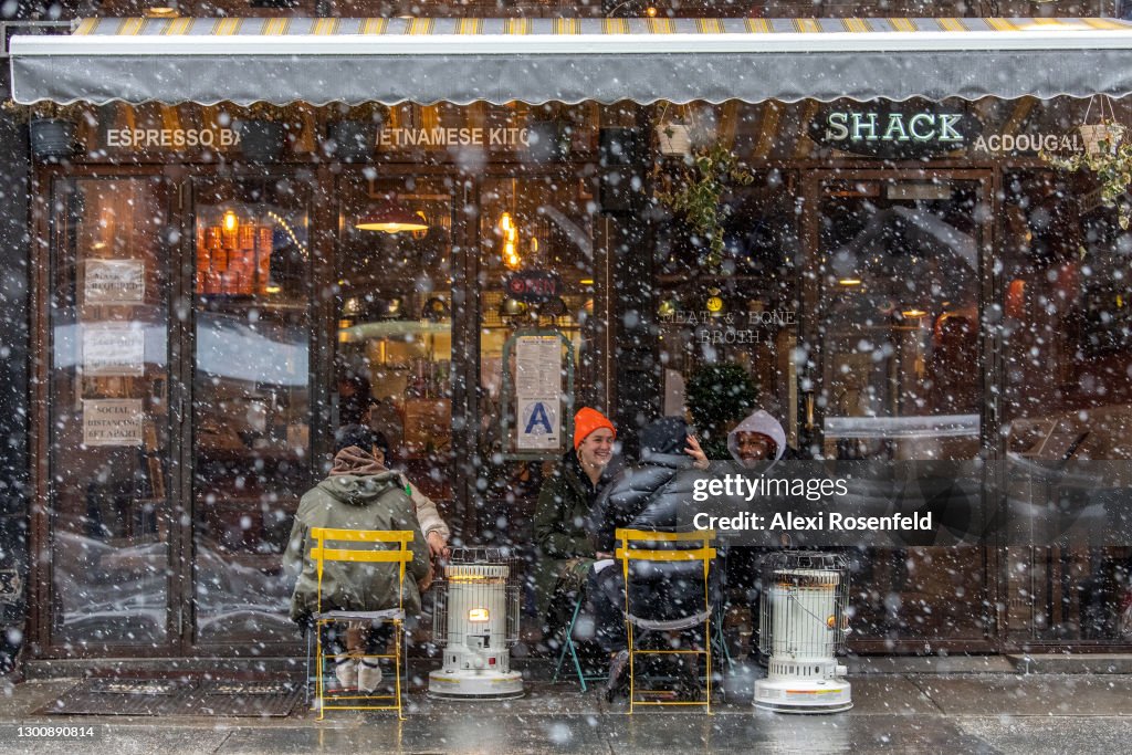 Outdoor Service Continues Through Winter In New York City Due To Pandemic Restrictions