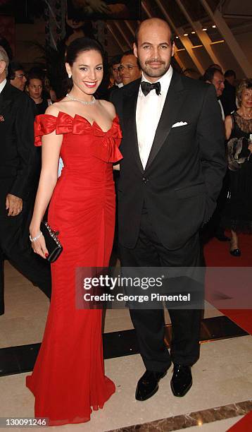 Kelly Brook and Billy Zane during 2006 Cannes Film Festival - Gala Dinner Arrivals at Palais Du Festival in Cannes, France.