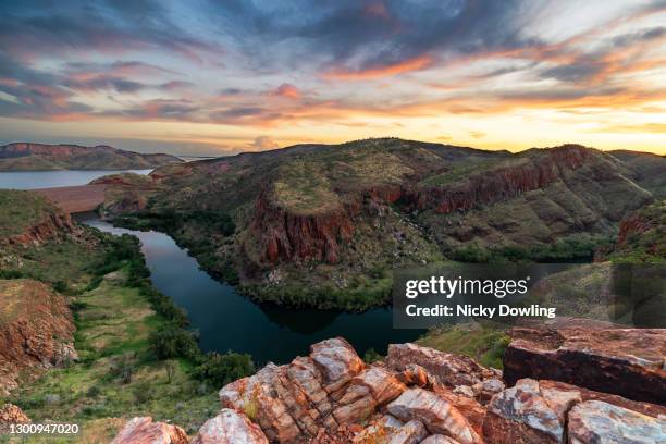 lake argyle sunset - lake argyle bildbanksfoton och bilder