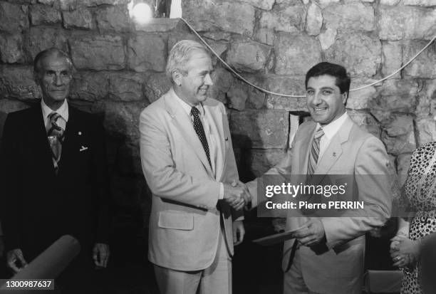 Bachir Gemayel et l'ambassadeur américain le 24 Août 1982 à Beyrouth, Liban.