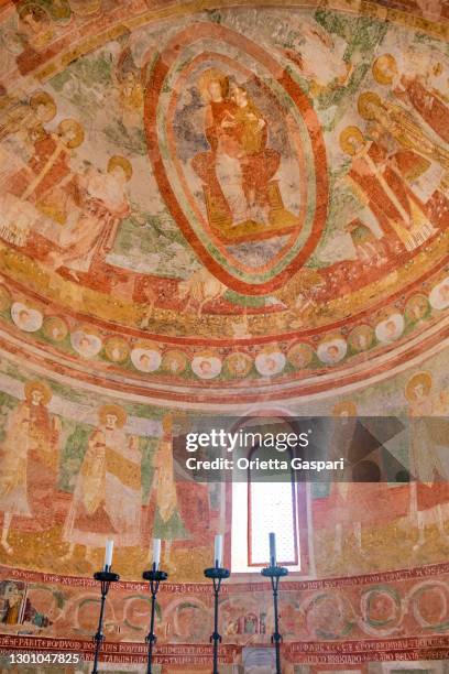 aquileia, basilica of santa maria assunta (friuli-venezia giulia, italy) - ábside imagens e fotografias de stock