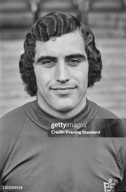 English goalkeepers Peter Shilton of Leicester City FC, a League Division 1 team, at the start of the 1973-74 football season, UK, 8th August 1973.