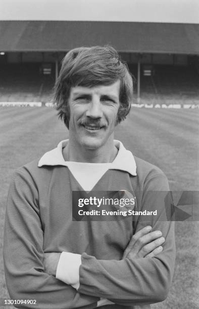 Gil Rees Footballer 37 Gil Reece Stock Photos, High-Res Pictures, and Images - Getty Images