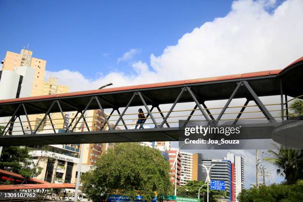 fotos e imágenes de Puente Peatonal - Getty Images fotos e imágenes de Puente Peatonal - Getty Images