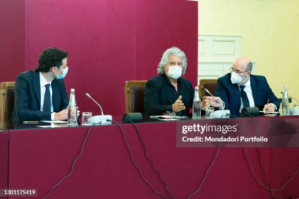 The representatives of Movement 5 Stars Davide Crippa, Beppe Grillo, Vito Crimi at the Chamber of Deputies during the consultation for the formation...