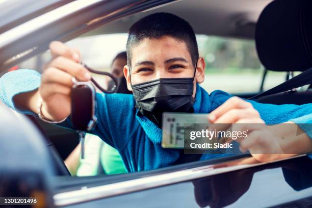 mijn droom is uitgekomen! - rijbewijs stockfoto's en -beelden