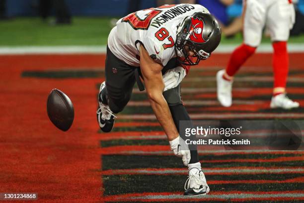 Rob Gronkowski of the Tampa Bay Buccaneers spikes the ball after scoring a 17-yard touchdown in the second quarter against the Kansas City Chiefs in...