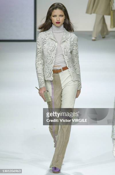 Adriana Lima walks the runway during Valentino Ready to Wear Fall/Winter 2000-2001 fashion show as part of the Paris Fashion Week on February 29,...