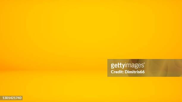 abstrakte hintergrund gelb hintergrund. minimaler leerraum mit weichem licht - gelb stock-grafiken, -clipart, -cartoons und -symbole