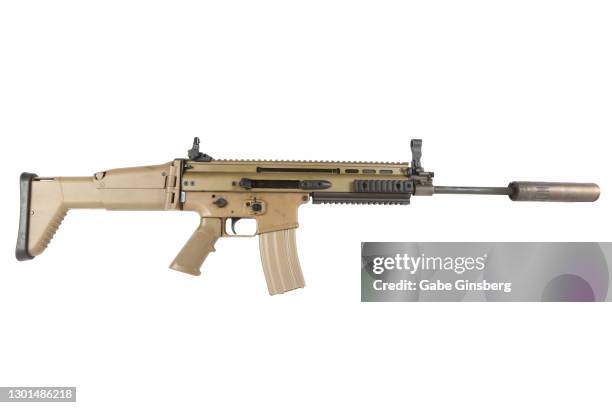 fn scar on white background - machine gun stock pictures, royalty-free photos & images