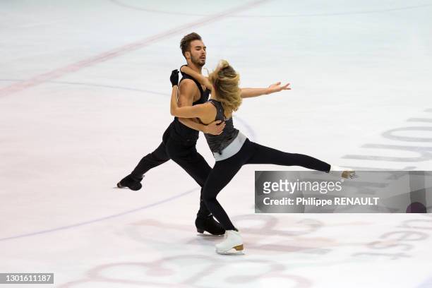 Les champions du monde de danse sur glace Gabriella Papadakis et Guillaume Cizeron à l'entraînement sur la patinoire du centre Gadbois, 18 septembre...