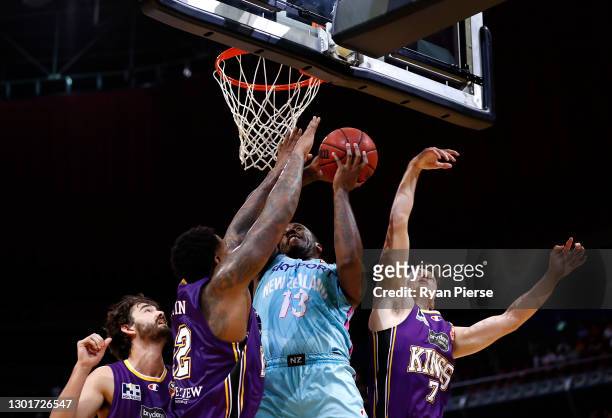Lamar Patterson of the Breakers is blocked by Jarell Martin of the Kings during the round five NBL match between the Sydney Kings and the New Zealand...