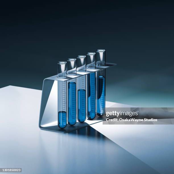 five test-tubes in stand - tubo equipamento de laboratório - fotografias e filmes do acervo