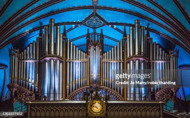 the organ in notre-dame basilica, montreal, quebec, canada, north america - notre dame de montreal stock-fotos und bilder