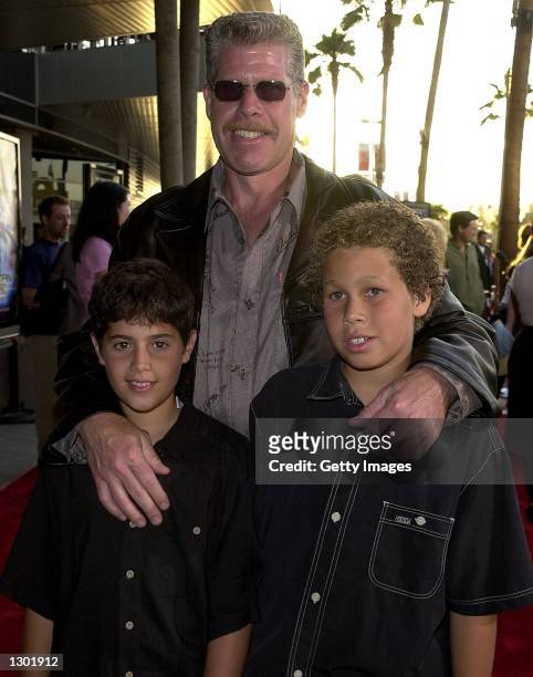 Actor Ron Perlman with his sons Brandon and Joe arrive at the premiere of "Titan A.E." June 13, 2000 in Los Angeles, CA.