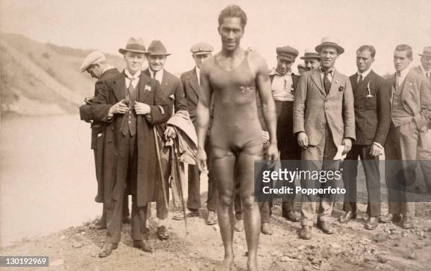 Duke Paoa Kahanamoku of the USA after setting the world record in the 100 metre freestyle swimming event at the Olympic Games in Antwerp, circa...