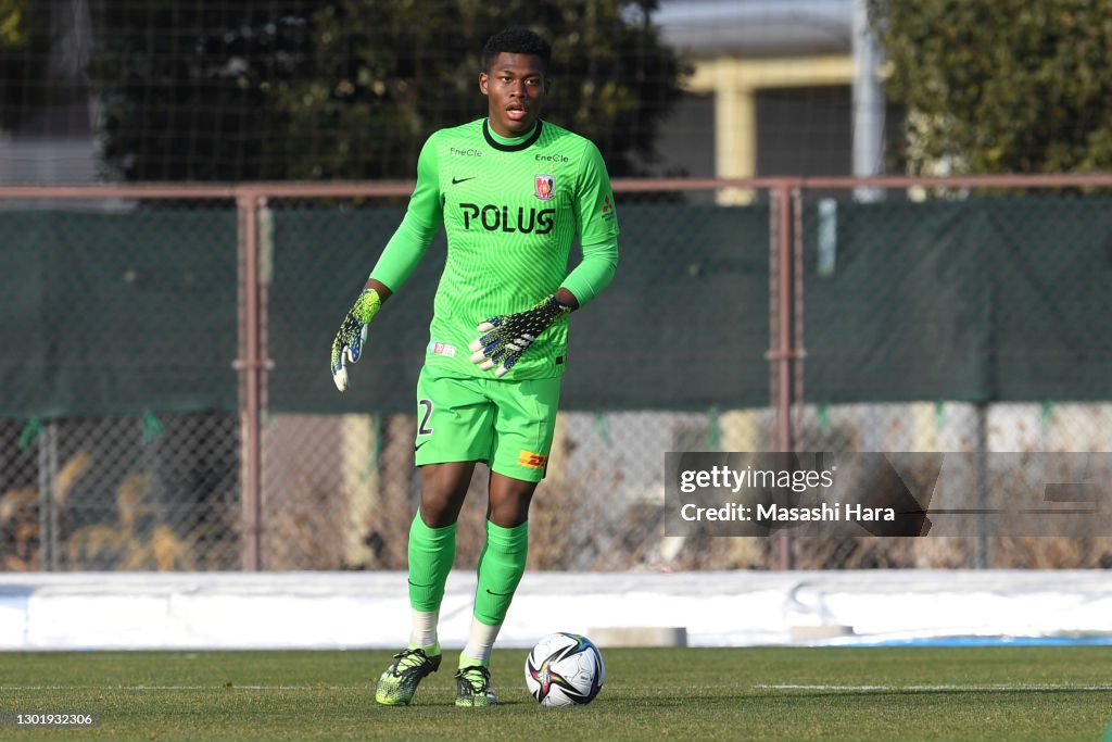 Urawa Red Diamonds v SC Sagamihara - Preseason Training Match