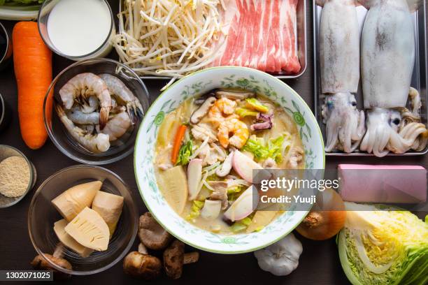 receta de champon de nagasaki cocinada en casa japonesa - prefectura de nagasaki fotografías e imágenes de stock