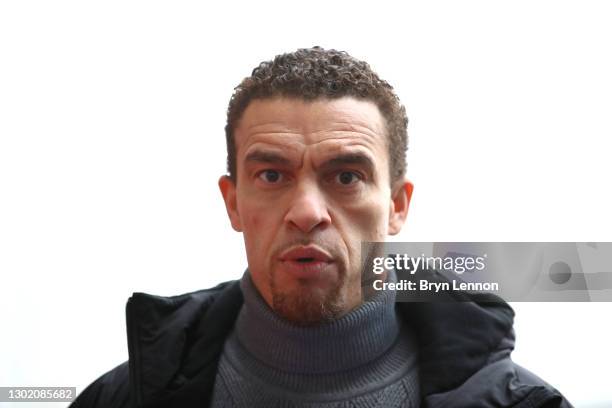 Barnsley manager Valerien Ismael looks on before the Sky Bet Championship match between Brentford and Barnsley at Brentford Community Stadium on...