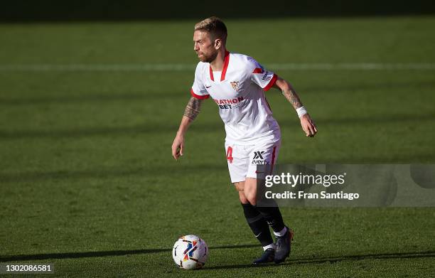 Alejandro Papu Gomez of Sevilla FC in action during the La Liga Santander match between Sevilla FC and SD Huesca at Estadio Ramon Sanchez Pizjuan on...