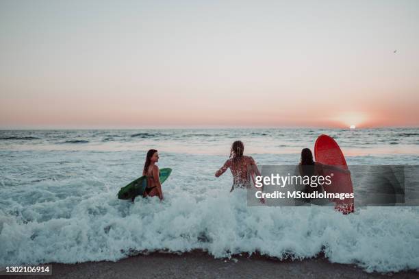 catch the wave - oaxaca stock pictures, royalty-free photos & images