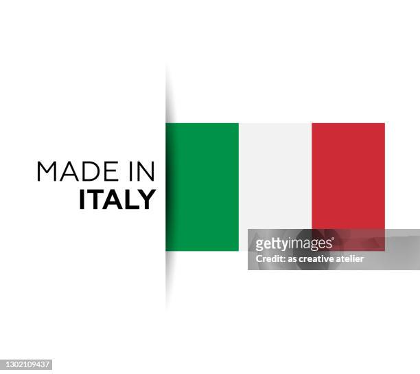 stockillustraties, clipart, cartoons en iconen met gemaakt in het italiaanse label, productembleem. witte geïsoleerde achtergrond - italian flag