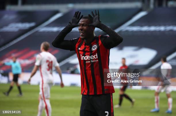 Evan Ndicka of Eintracht Frankfurt celebrates after scoring their side's second goal during the Bundesliga match between Eintracht Frankfurt and 1....