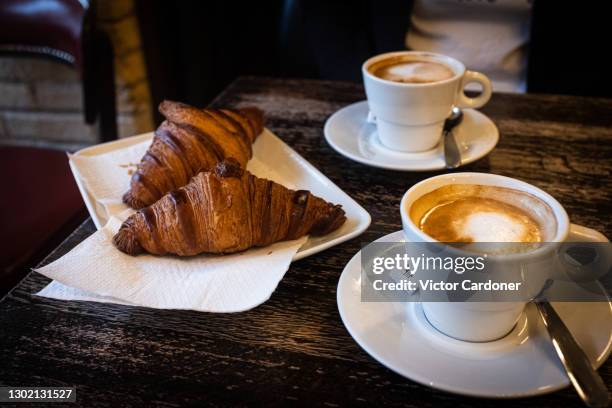 french breakfast - brasserie 個照片及圖片檔