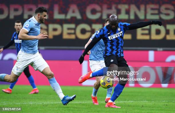 Romelu Lukaku of FC Internazionale scores their team's second goal during the Serie A match between FC Internazionale and SS Lazio at Stadio Giuseppe...