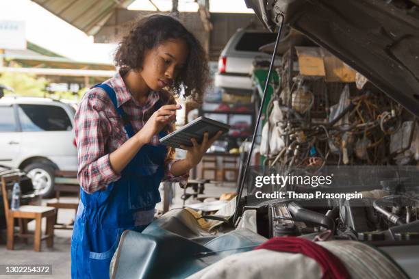 588 Car Repair Girl Stock Photos, High-Res Pictures, and Images - Getty  Images