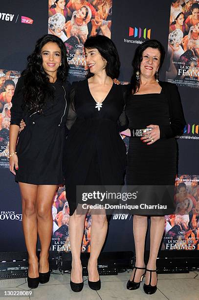 Hafsia Herzi, Hiam Abbass and Biyouna attend 'La Source des Femmes' Premiere at Theatre du Chatelet on October 24, 2011 in Paris, France.