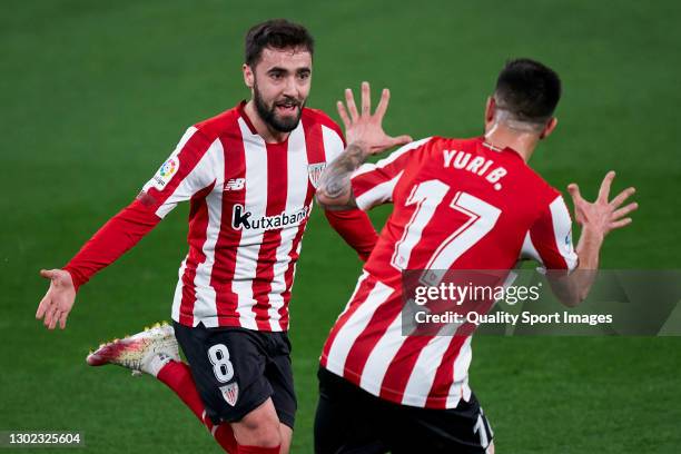 Unai Lopez of Athletic Club celebrates after scoring his team's second goal during the La Liga Santander match between Cadiz CF and Athletic Club at...