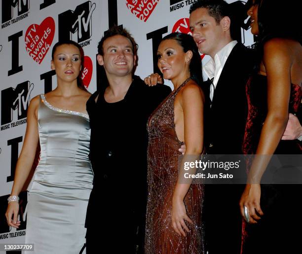 Jessica Taylor, Kevin Simm, Michelle Heaton, Tony Lundon and Kelli Young of Liberty X