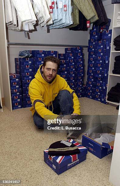 Jason Priestley enjoys the Reebok Retreat during the Sundance Film Festival in Park City, Utah, January 14, 2002.