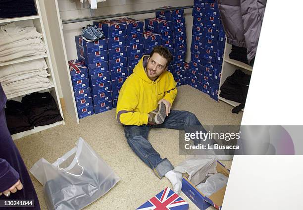 Jason Priestley enjoys the Reebok Retreat during the Sundance Film Festival in Park City, Utah, January 14, 2002.