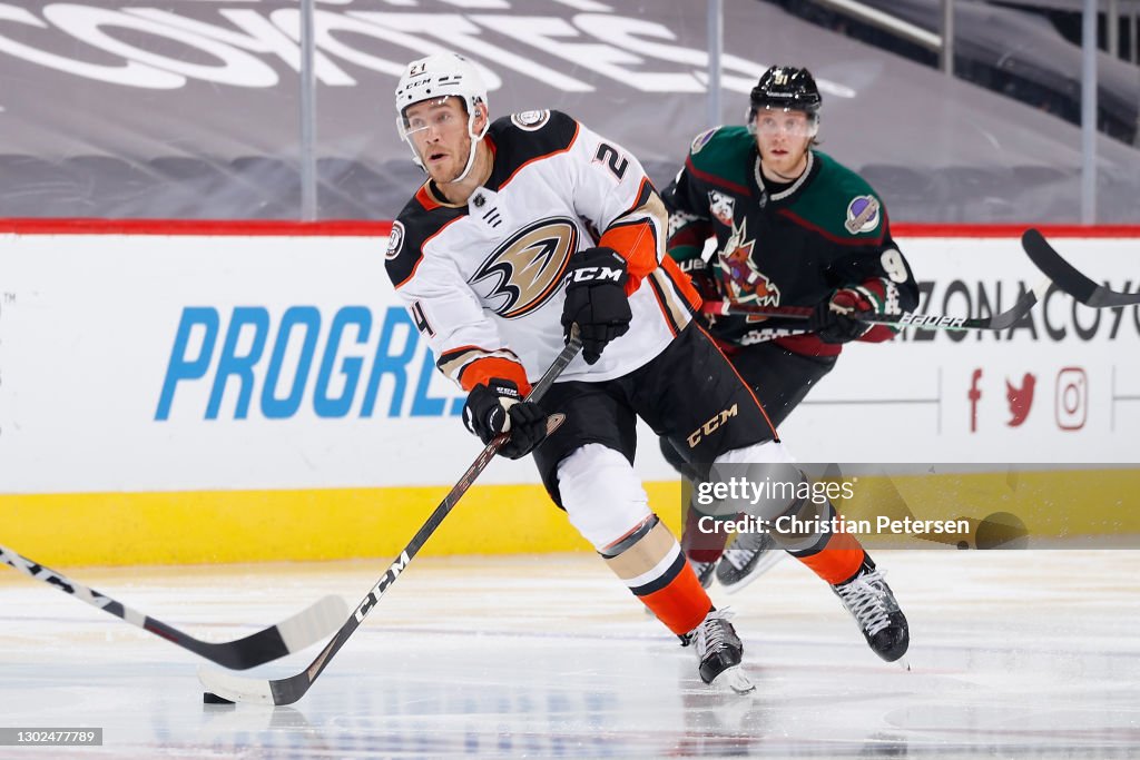 Anaheim Ducks v Arizona Coyotes