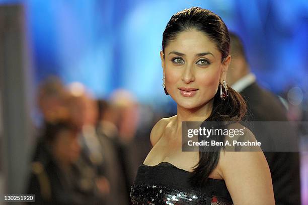 Kareena Kapoor attends the UK premiere of RA One at 02 Arena on October 25, 2011 in London, England.