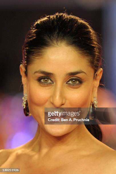 Kareena Kapoor attends the UK premiere of RA One at 02 Arena on October 25, 2011 in London, England.